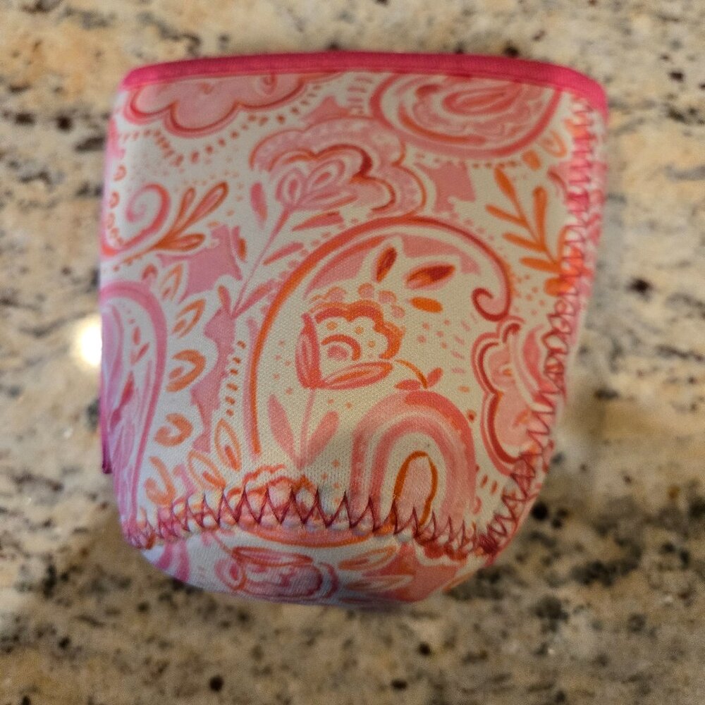 NWOT Thirty-One Handle Koozie - Painted Paisley